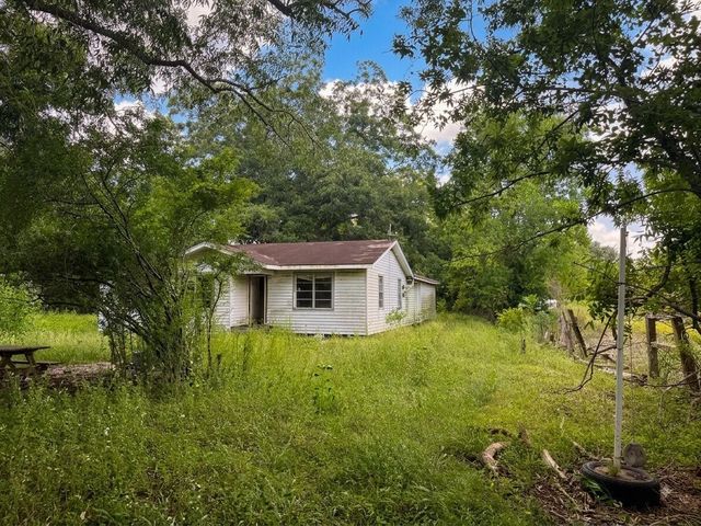 174 Bailey Road, Angleton, TX 77515