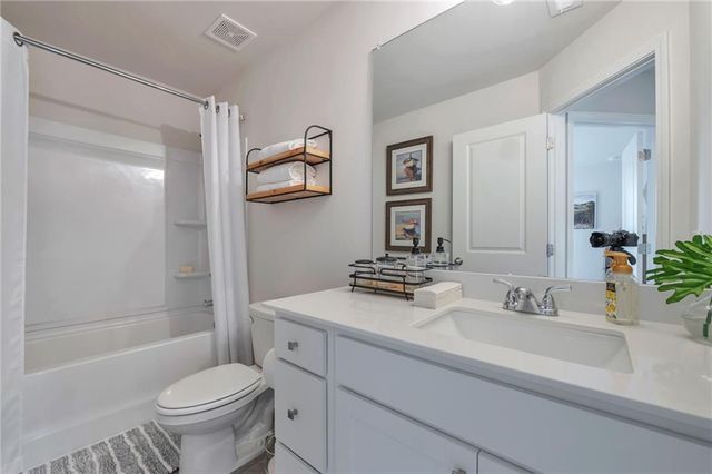 156 Millers Lane, Calhoun, GA 30701