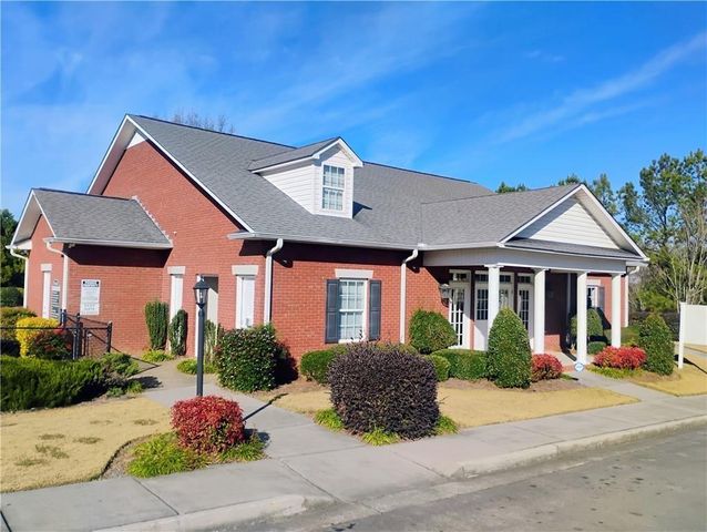 156 Millers Lane, Calhoun, GA 30701