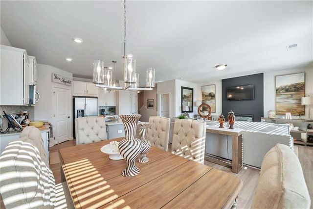 156 Millers Lane, Calhoun, GA 30701