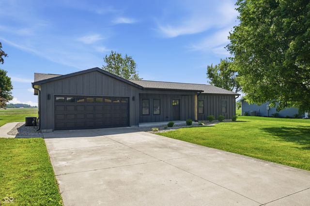 600 N County Road 500 E, Muncie, IN 47302