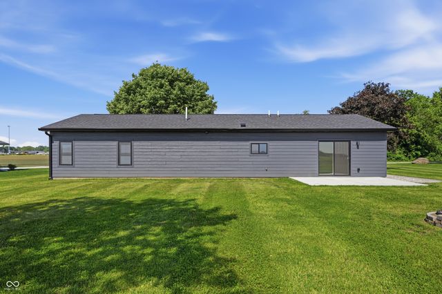 600 N County Road 500 E, Muncie, IN 47302