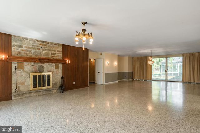 1211 E BUTLER PIKE, Ambler, PA 19002
