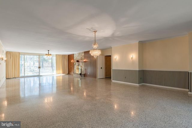 1211 E BUTLER PIKE, Ambler, PA 19002