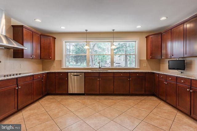 1211 E BUTLER PIKE, Ambler, PA 19002