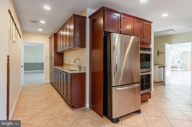 1211 E BUTLER PIKE, Ambler, PA 19002