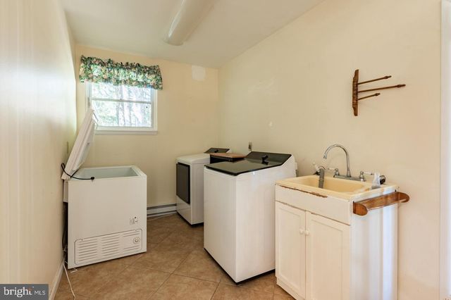 1211 E BUTLER PIKE, Ambler, PA 19002