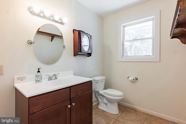 1211 E BUTLER PIKE, Ambler, PA 19002