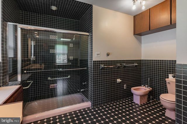 1211 E BUTLER PIKE, Ambler, PA 19002