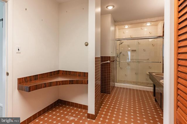 1211 E BUTLER PIKE, Ambler, PA 19002