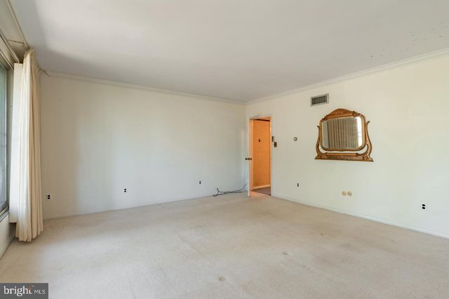 1211 E BUTLER PIKE, Ambler, PA 19002