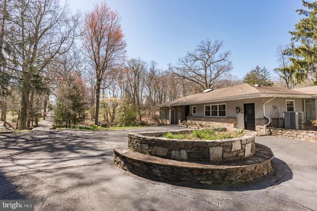 1211 E BUTLER PIKE, Ambler, PA 19002