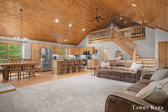 2535 52nd Street, Manlius Twp, MI 49408
