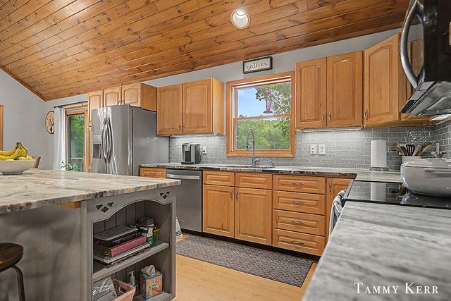 2535 52nd Street, Manlius Twp, MI 49408