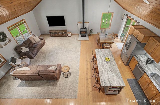 2535 52nd Street, Manlius Twp, MI 49408