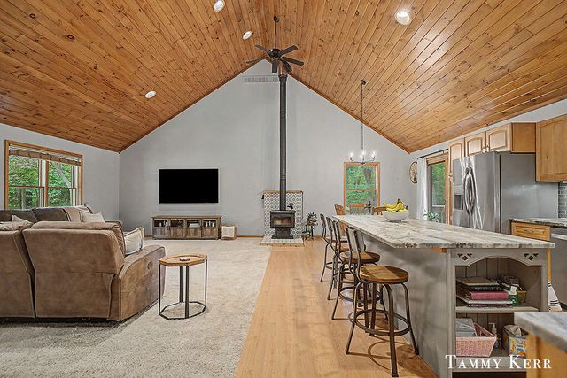 2535 52nd Street, Manlius Twp, MI 49408