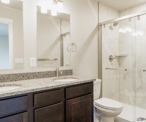 288 N VALLEY DR, Rapid City, SD 57703