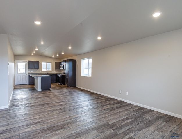 288 N VALLEY DR, Rapid City, SD 57703