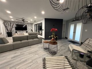 11240 NW 43rd St, Coral Springs, FL 33065