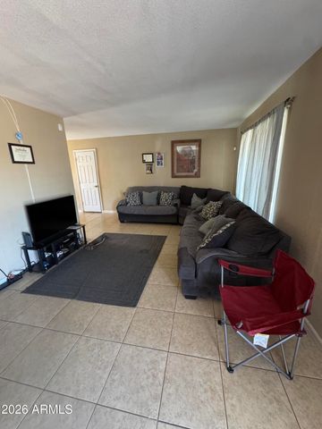 6313 W OSBORN Road, Phoenix, AZ 85033