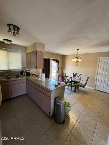 6313 W OSBORN Road, Phoenix, AZ 85033