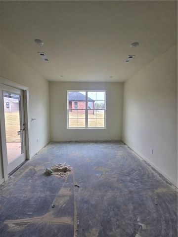 2301 Presley Street, Siloam Springs, AR 72761