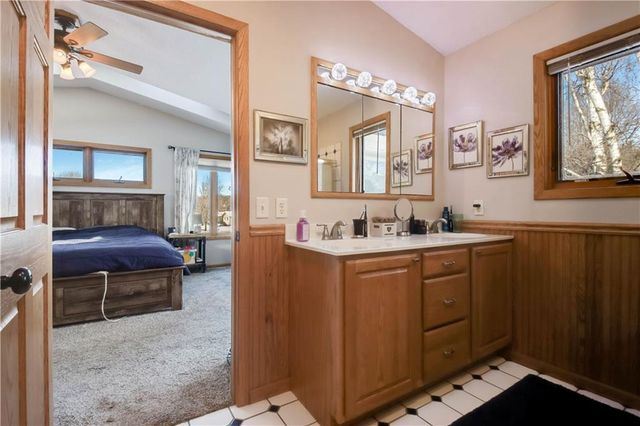 1948 Declaration Drive, Eau Claire, WI 54703