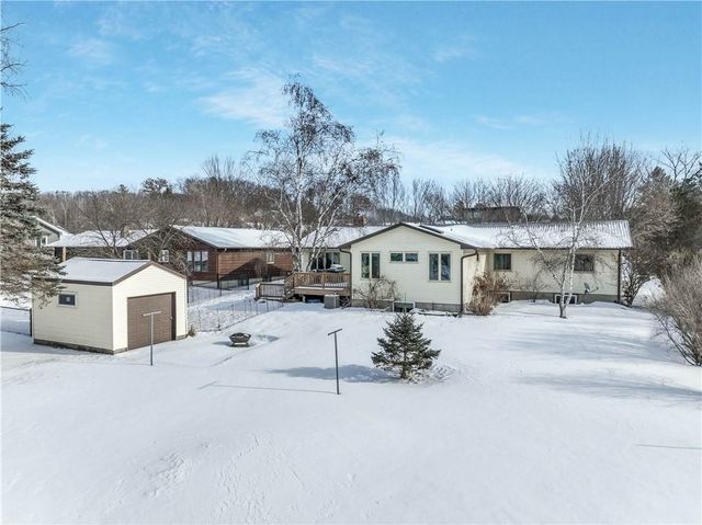 1948 Declaration Drive, Eau Claire, WI 54703