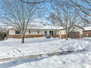 1948 Declaration Drive, Eau Claire, WI 54703
