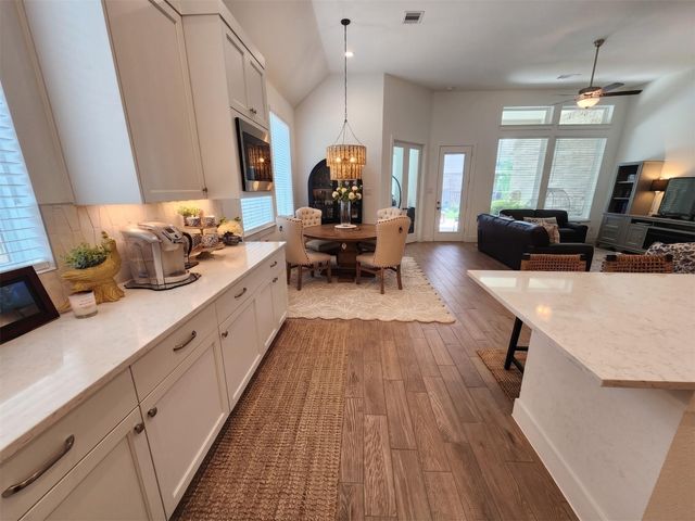 204 Bronzewood Terrace Court, Conroe, TX 77318