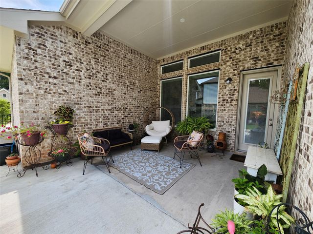 204 Bronzewood Terrace Court, Conroe, TX 77318