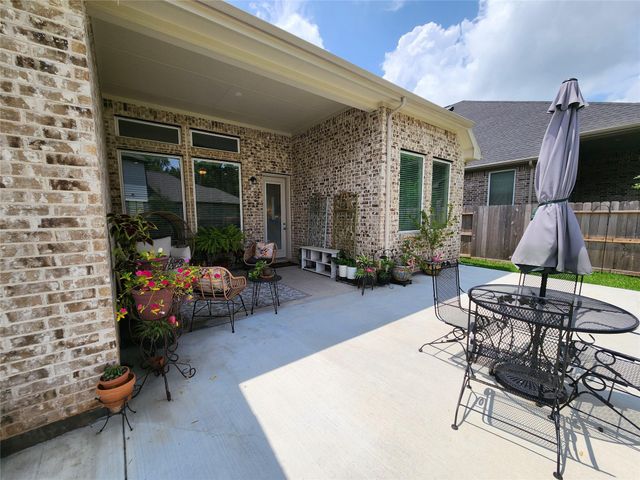 204 Bronzewood Terrace Court, Conroe, TX 77318