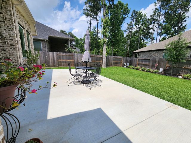 204 Bronzewood Terrace Court, Conroe, TX 77318