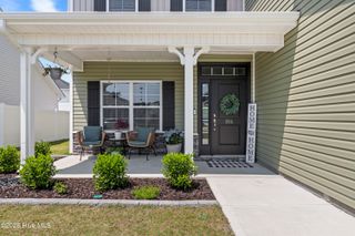 806 Washington Square, Richlands, NC 28574