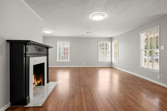 6438 Pinehurst, Houston, TX 77023