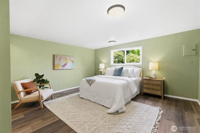 6426 NE Barrett Drive, Poulsbo, WA 98370