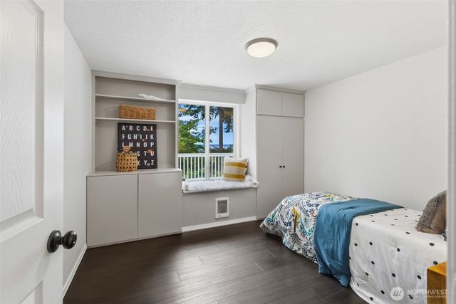 6426 NE Barrett Drive, Poulsbo, WA 98370