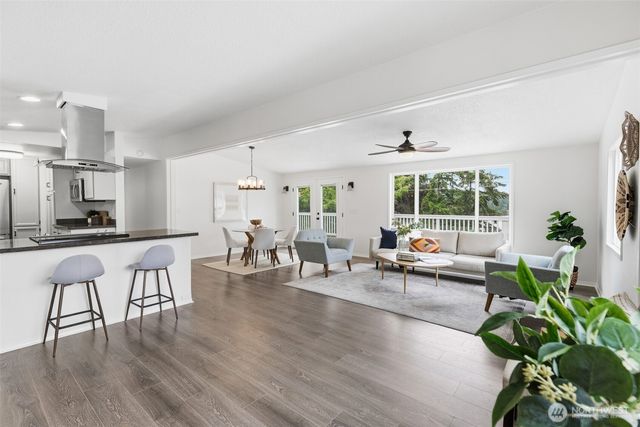 6426 NE Barrett Drive, Poulsbo, WA 98370