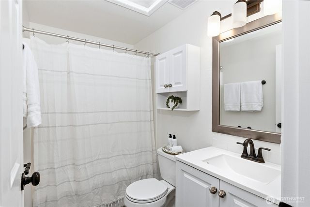 6426 NE Barrett Drive, Poulsbo, WA 98370