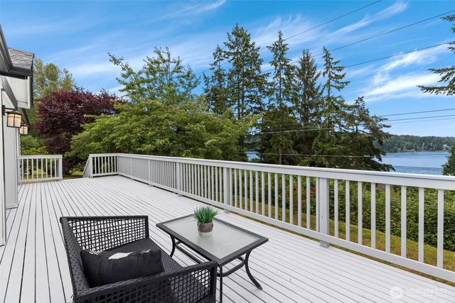 6426 NE Barrett Drive, Poulsbo, WA 98370