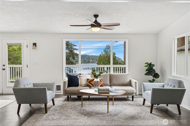 6426 NE Barrett Drive, Poulsbo, WA 98370