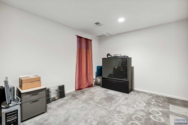 7 Skytop Ridge, Oakland, NJ 07436