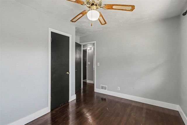7806 N 40th Street, Augusta, MI 49012