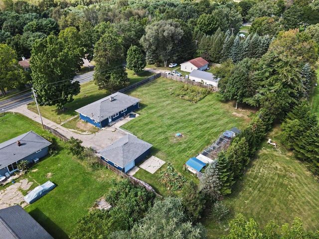 7806 N 40th Street, Augusta, MI 49012