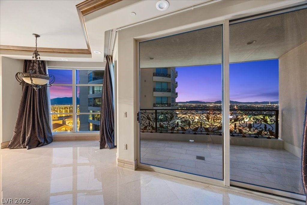 Image 1 of property listing at 9103 Alta Drive 1207, Las Vegas, NV 89145
