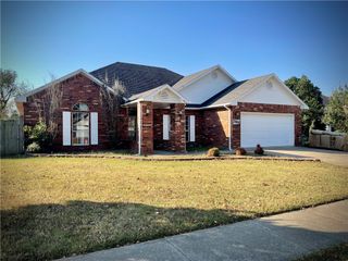 3604 Beech Drive, Rogers, AR 72756