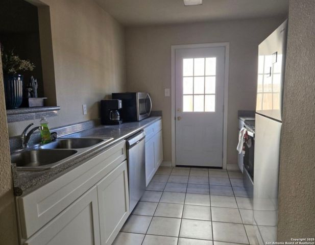 9514 CELINE DR, San Antonio, TX 78250