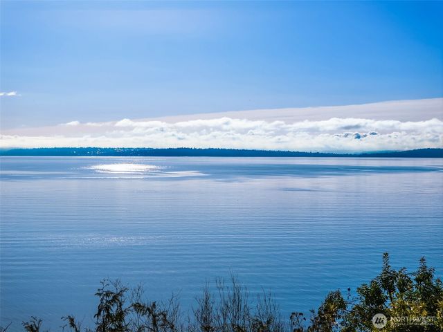 18978 Angeline Avenue NE, Suquamish, WA 98392