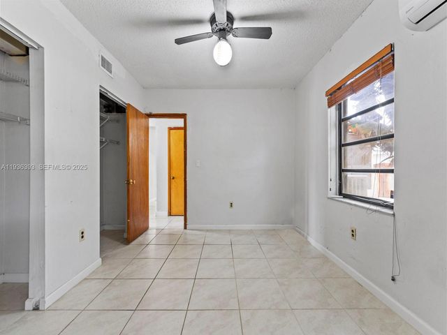 330 SW 52nd Ave, Miami, FL 33134