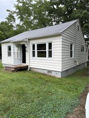 1616 Guyer Street, High Point, NC 27265